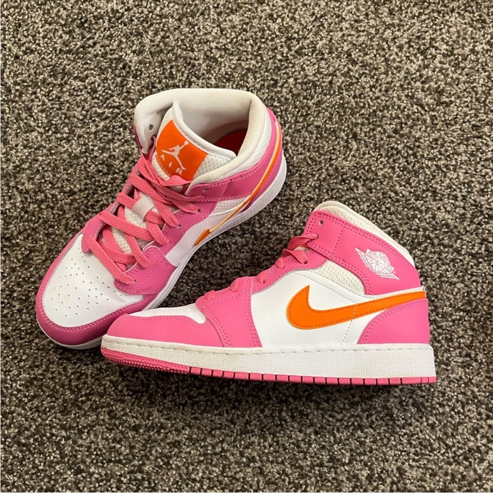 Air Jordan’s (with box)